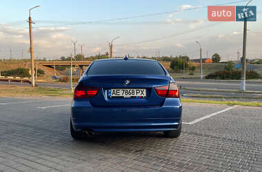 Седан BMW 3 Series 2010 в Кривому Розі