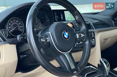 Седан BMW 3 Series 2016 в Львові