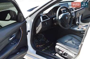 Седан BMW 3 Series 2016 в 