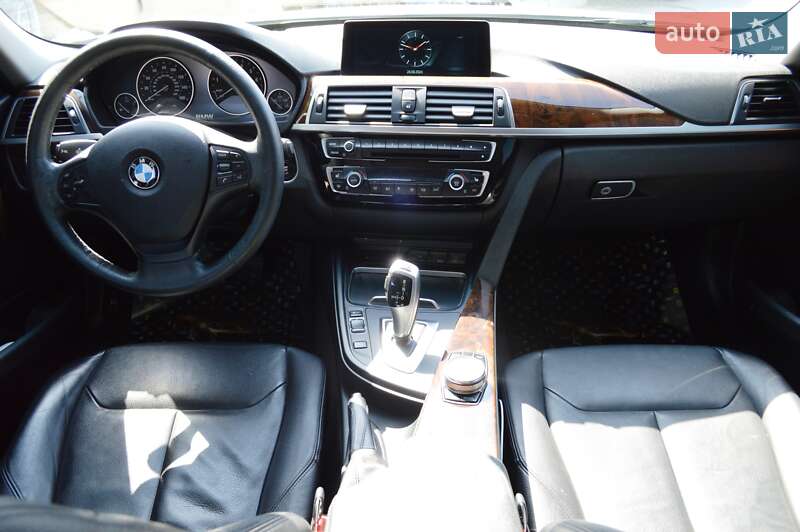 Седан BMW 3 Series 2016 в Одесі