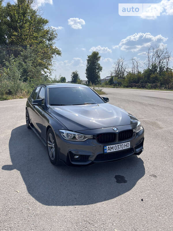 Седан BMW 3 Series 2018 в Бердичеві