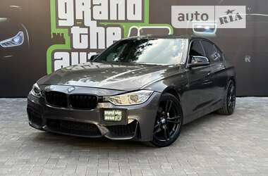 Седан BMW 3 Series 2014 в Киеве