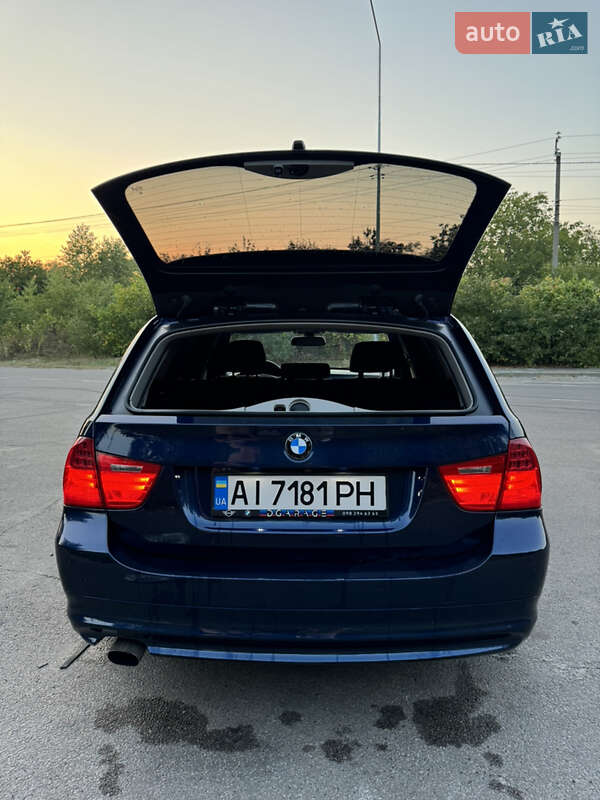 Универсал BMW 3 Series 2011 в Вышгороде