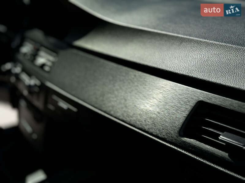 Седан BMW 3 Series 2009 в Житомире фото 35 Седан BMW 3 Series 2009 в Житомире