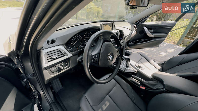 Седан BMW 3 Series 2014 в Львове