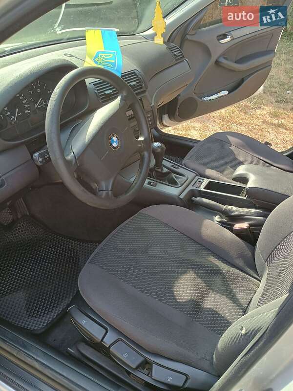 Седан BMW 3 Series 2004 в Білій Церкві