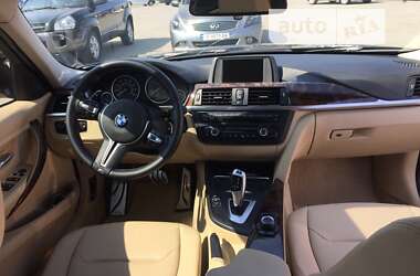 Седан BMW 3 Series 2013 в Чернівцях