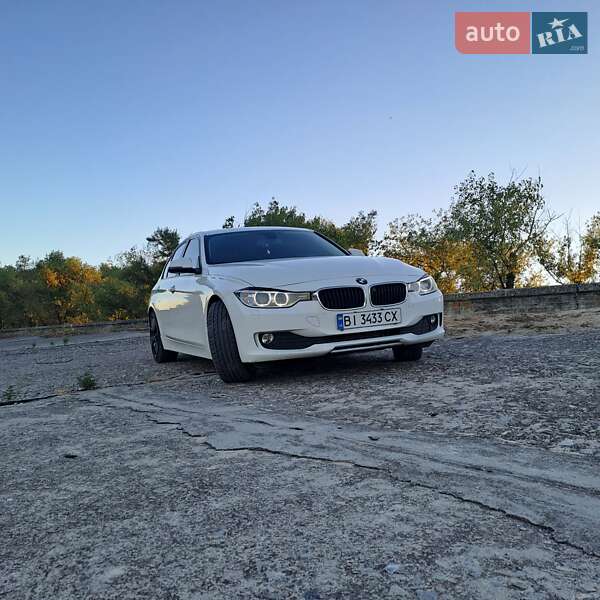 Седан BMW 3 Series 2013 в Светловодске