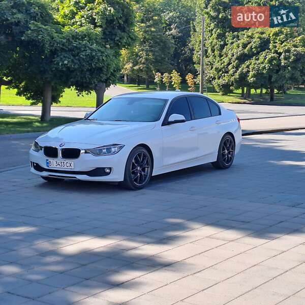Седан BMW 3 Series 2013 в Светловодске