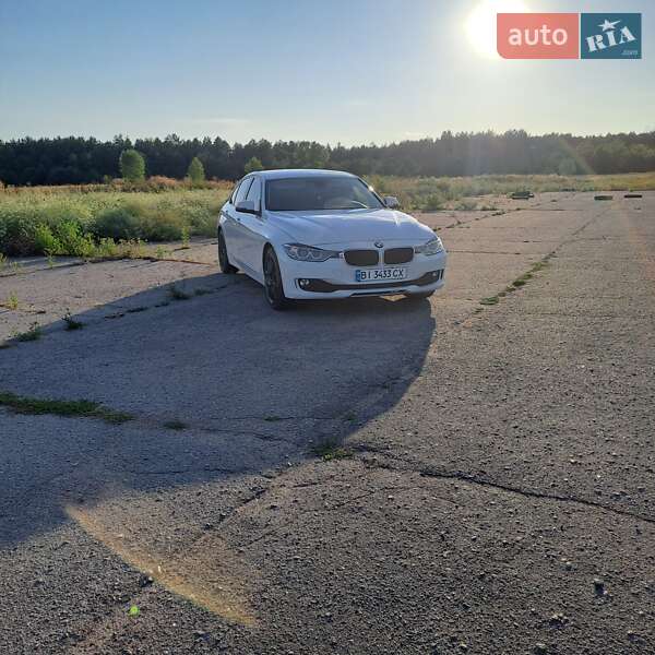 Седан BMW 3 Series 2013 в Светловодске
