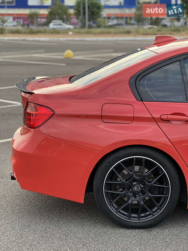 Седан BMW 3 Series 2013 в Киеве