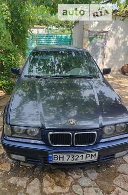 Седан BMW 3 Series 1995 в Одессе