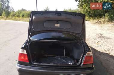 Седан BMW 3 Series 2000 в Львове