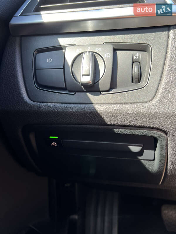 Седан BMW 3 Series 2018 в Києві фото 26 Седан BMW 3 Series 2018 в Києві