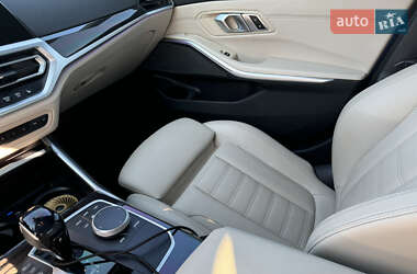 Седан BMW 3 Series 2019 в 