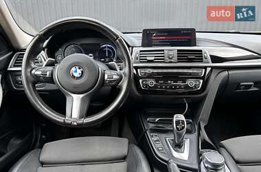 Седан BMW 3 Series 2017 в 