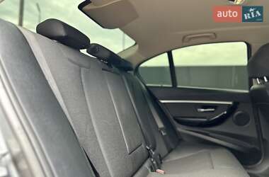 Седан BMW 3 Series 2017 в 