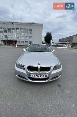 Универсал BMW 3 Series 2010 в Полонном