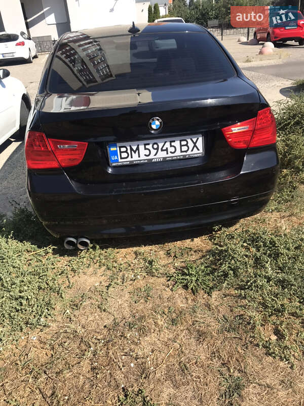 Седан BMW 3 Series 2011 в Сумах