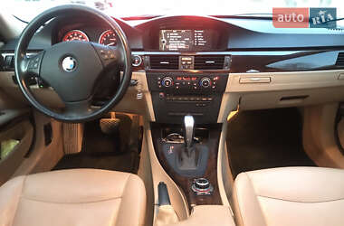 Седан BMW 3 Series 2011 в Сумах