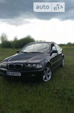 Седан BMW 3 Series 1999 в Вараші