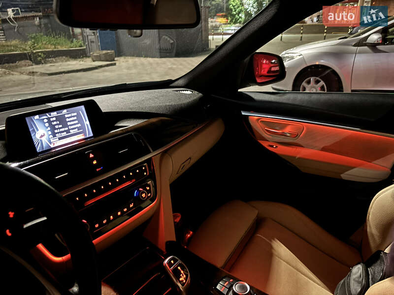 Седан BMW 3 Series 2017 в Киеве