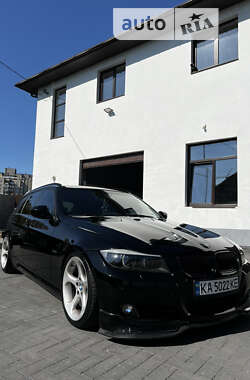 Универсал BMW 3 Series 2010 в Киеве