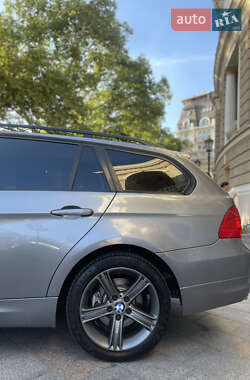 Универсал BMW 3 Series 2009 в 