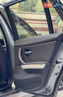 Универсал BMW 3 Series 2009 в 