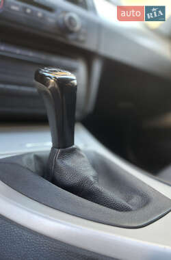Универсал BMW 3 Series 2009 в 