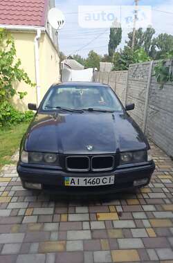 Седан BMW 3 Series 1995 в Фастові