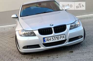 Седан BMW 3 Series 2005 в Киеве