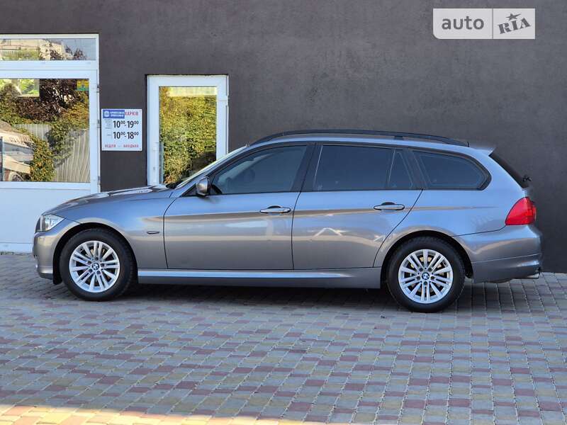 Універсал BMW 3 Series 2009 в Харкові