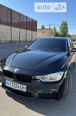 Седан BMW 3 Series 2015 в Киеве