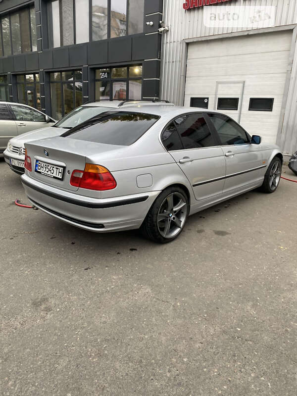 Седан BMW 3 Series 2000 в Одесі