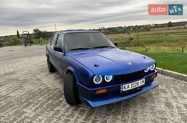 Седан BMW 3 Series 1985 в Шумске