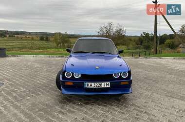 Седан BMW 3 Series 1985 в Шумске