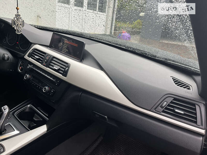 Седан BMW 3 Series 2015 в Хмельницком фото 26 Седан BMW 3 Series 2015 в Хмельницком