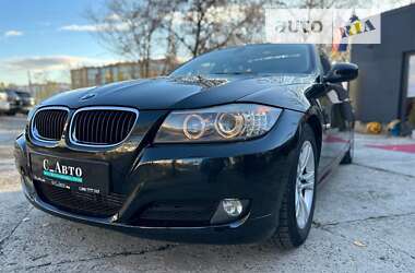 Універсал BMW 3 Series 2012 в Чернівцях