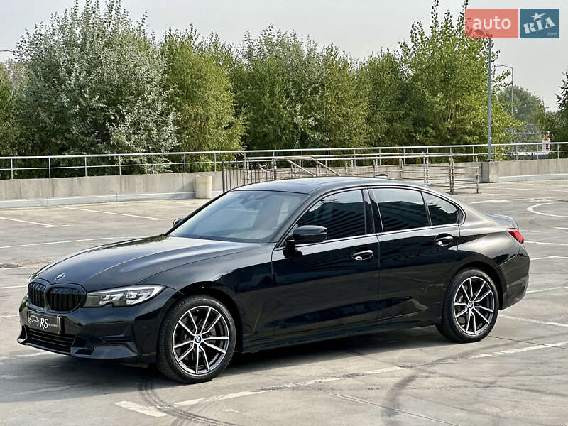 Седан BMW 3 Series 2019 в Киеве