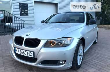 Седан BMW 3 Series 2011 в Кропивницком