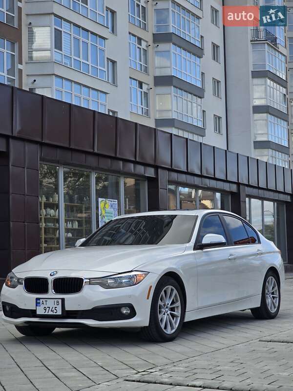 Седан BMW 3 Series 2015 в Ивано-Франковске