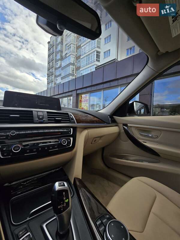 Седан BMW 3 Series 2015 в Ивано-Франковске