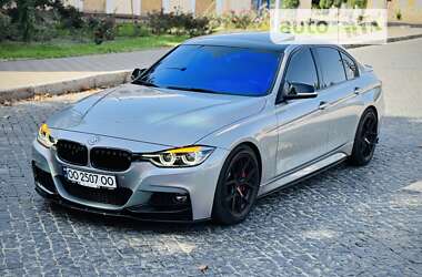 Седан BMW 3 Series 2017 в Одессе