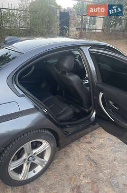 Седан BMW 3 Series 2013 в 