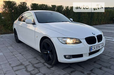 Купе BMW 3 Series 2010 в Умані