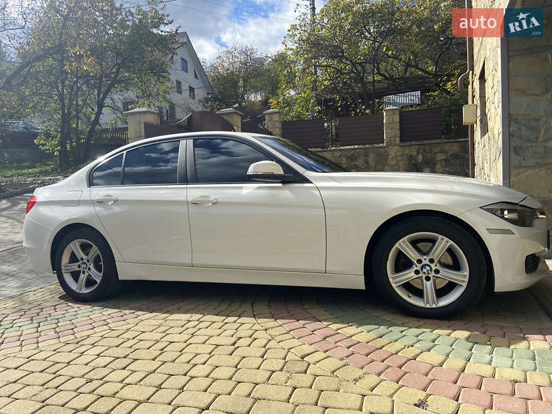 Седан BMW 3 Series 2014 в Яремче фото 5 Седан BMW 3 Series 2014 в Яремче