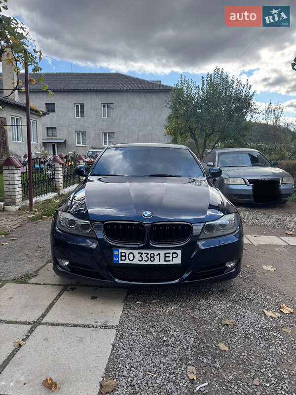 Универсал BMW 3 Series 2009 в Бучаче