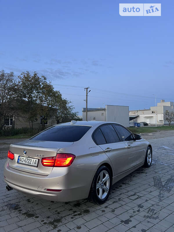 Седан BMW 3 Series 2013 в Виноградове