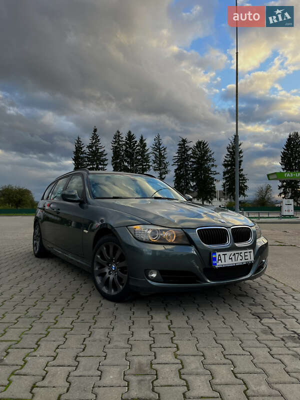 BMW 3 Series 2010
